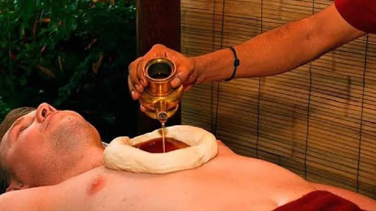 Hrid Basti at SOMA Healing Spa